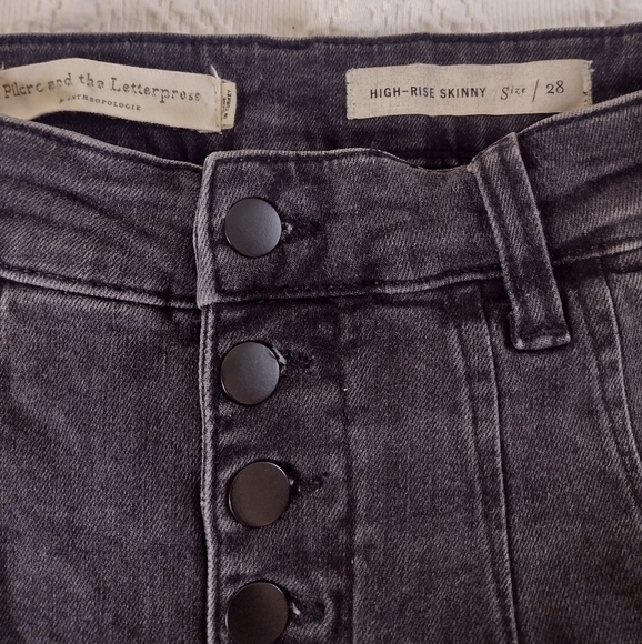 Pilcro : High Rise Skinny Button Fly Jeans In Black : Size 28 - Picture 4 of 5